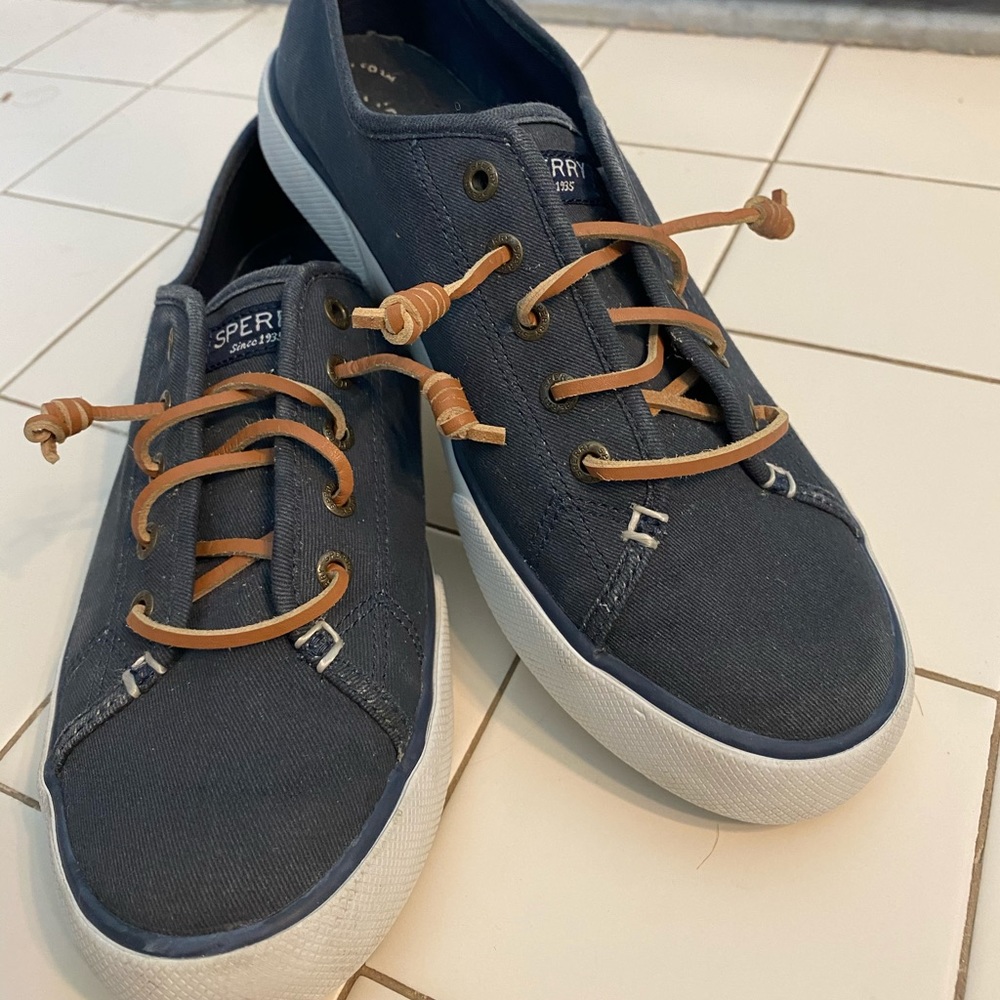 Navy Blue Slide-On Sperrys 👞💙